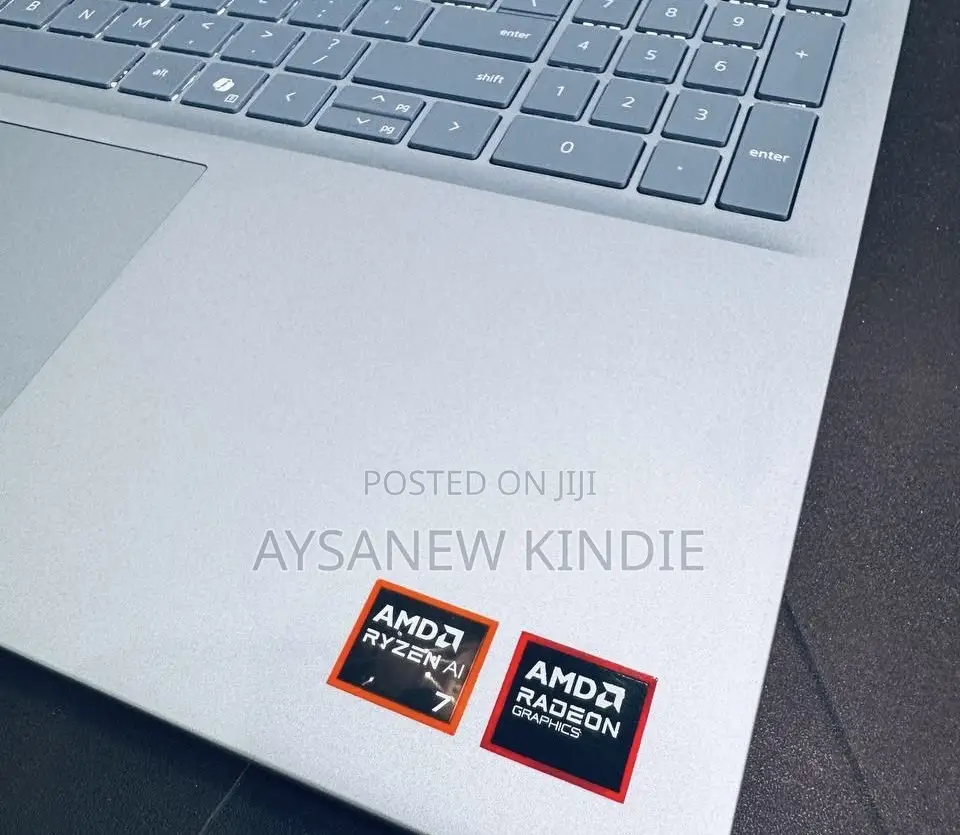 New Laptop Dell Plus 16 32GB Intel Core 7 SSD 1T