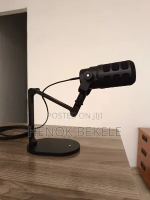 Røde Podmic Usb With Ds2 Adjustable Desk Stand.