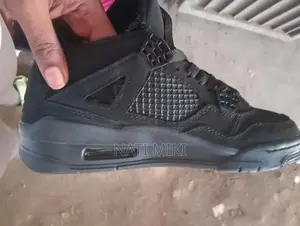 Photo - Jordan 4 Black Cat 37,38,39,40,41