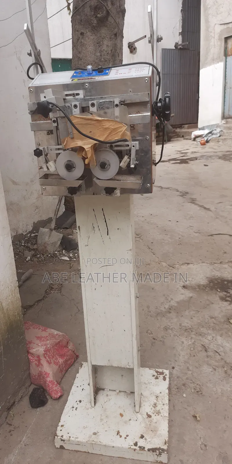 Leather Belt Edge Painting