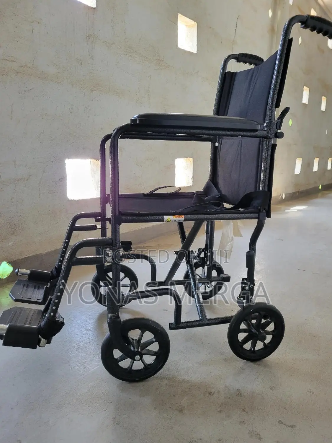 Wheelchair甿裔wheelchair頒卑travel-Friendly Option for Errands or Outings.
