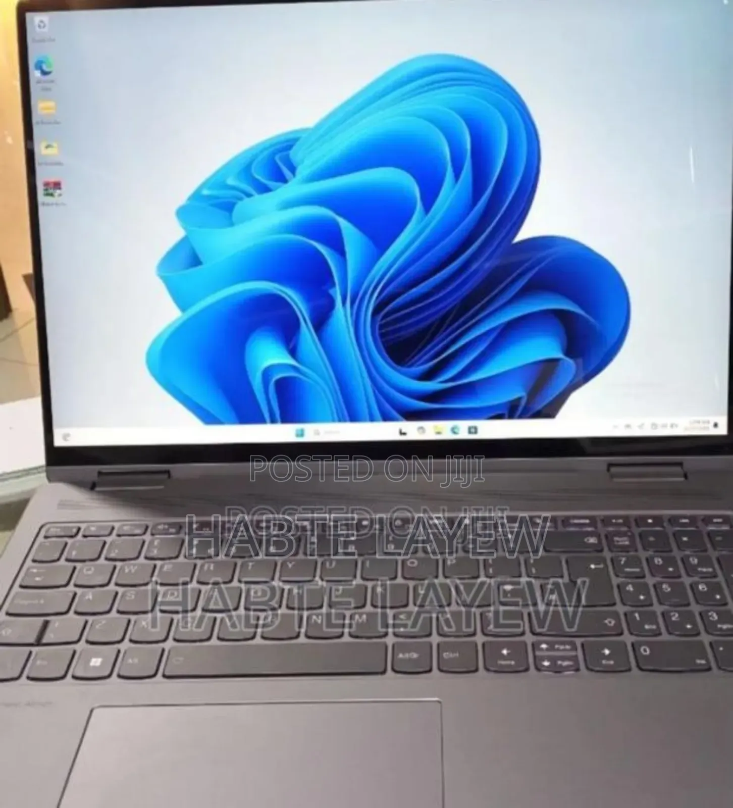 New Laptop Lenovo Yoga 7i 16GB Intel Core i7 SSD 512GB