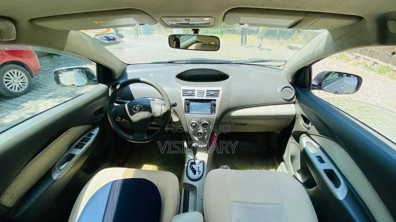 Toyota Yaris 2010 Silver