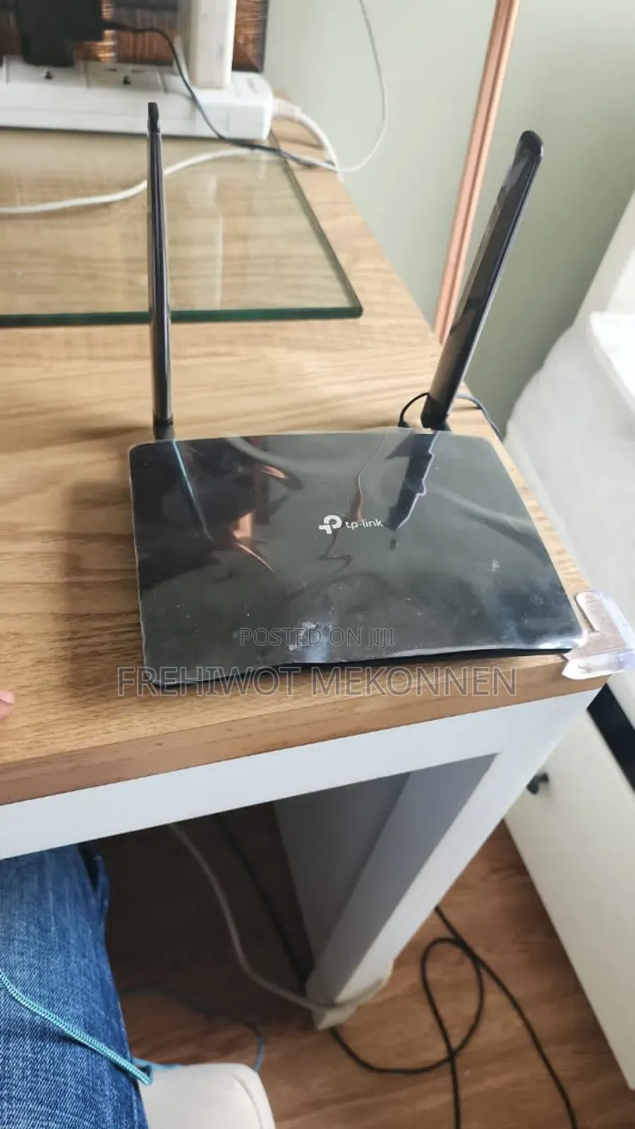 Used Tp-Link Router Takes Sim