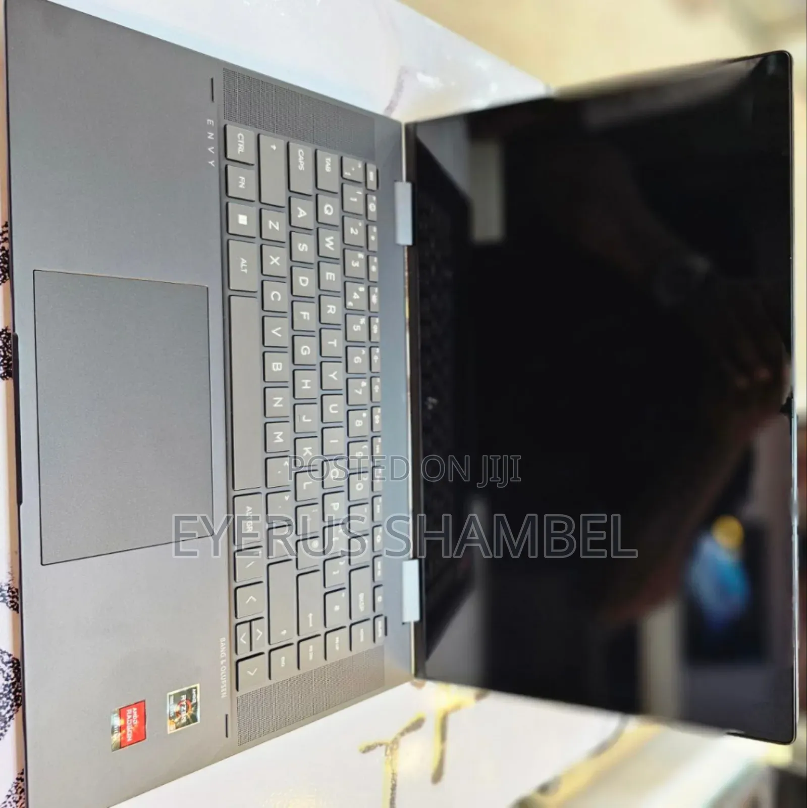 New Laptop HP Envy X360 8GB AMD Ryzen 5 SSD 256GB