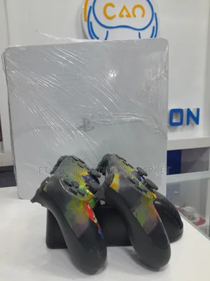 Ps 4 Slim አሪፍ እቃ ጌም ዞን ለከፈታቹ