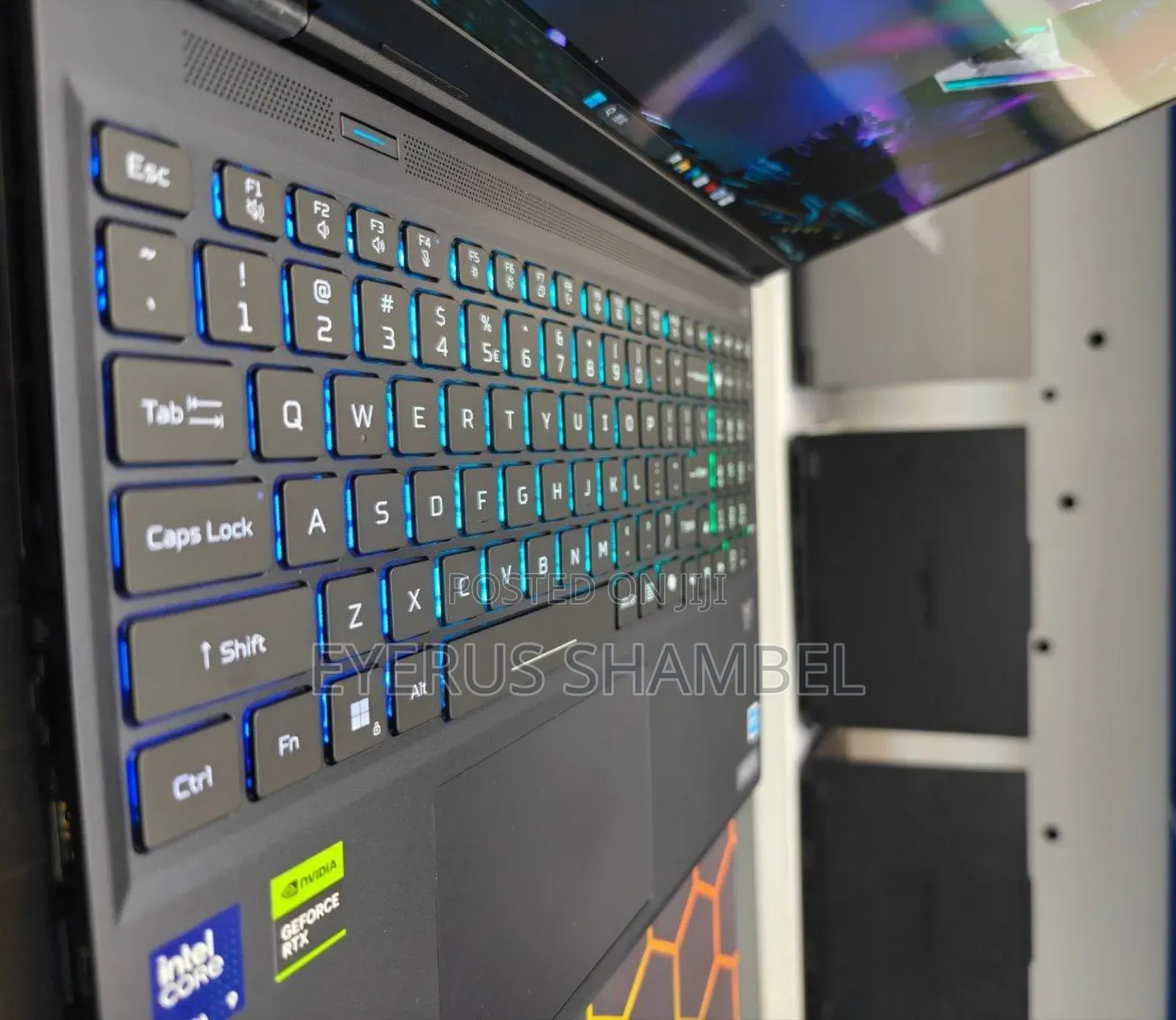 New Laptop Acer Predator Helios 300 16GB Intel Core Ultra 9 SSD 1T