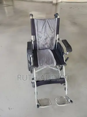 Children Wheelchair是以brand New Child Wheelchair瘨我wheelchair Medical