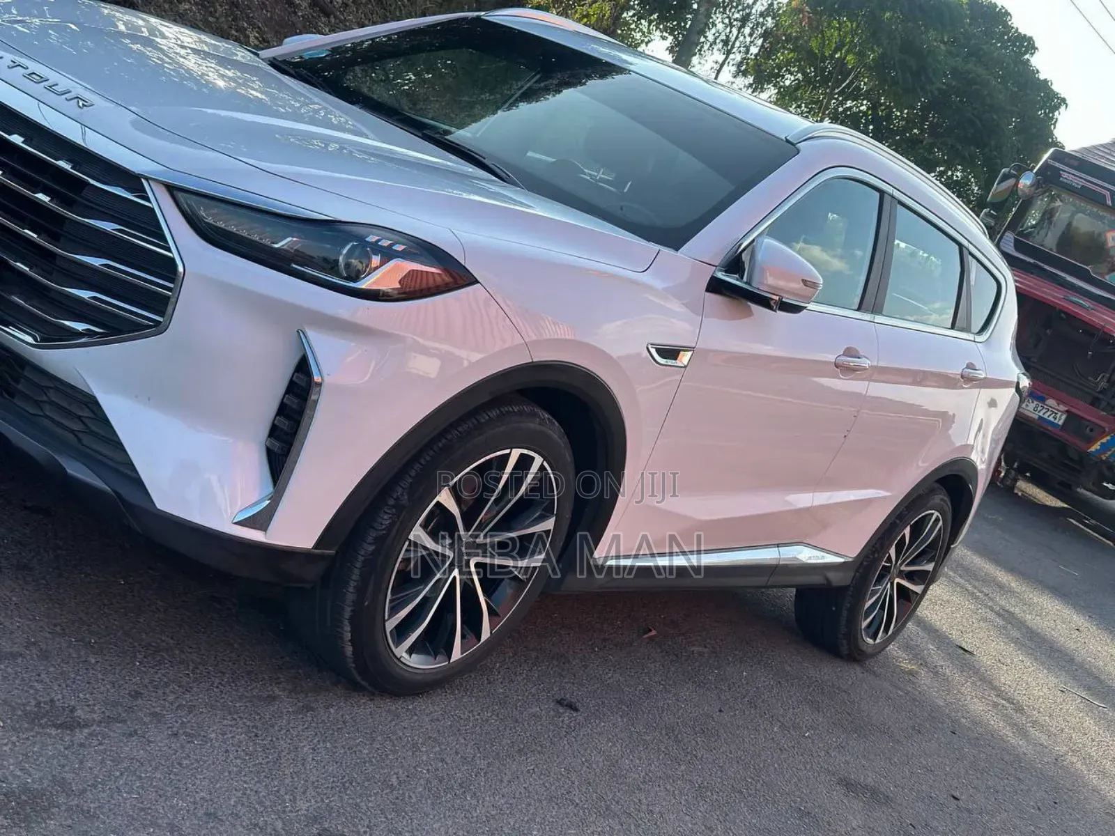 Jetour X70 Plus 2022 White