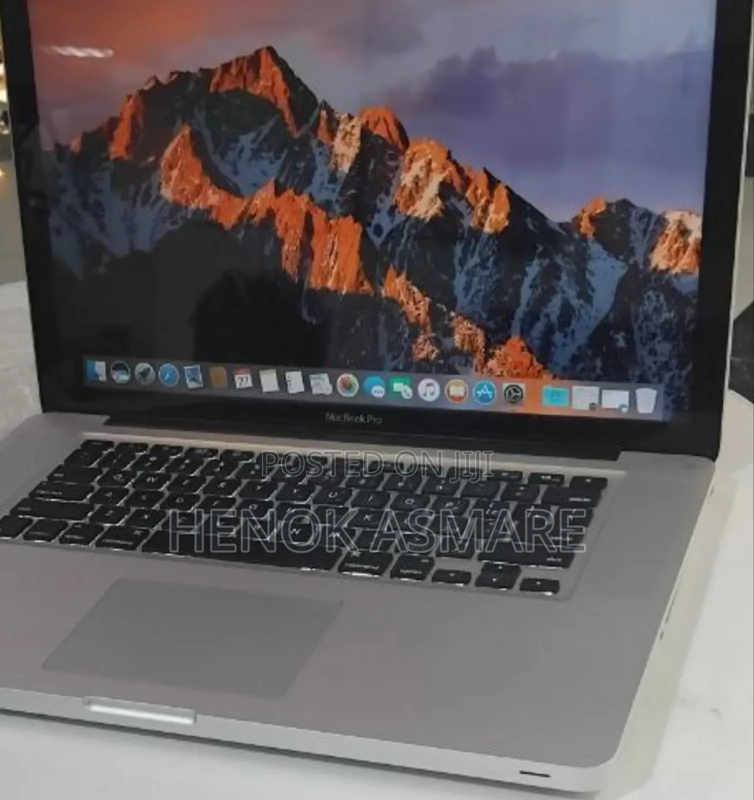 New Laptop Apple MacBook Pro 8GB Intel Core I7 SSD 512GB