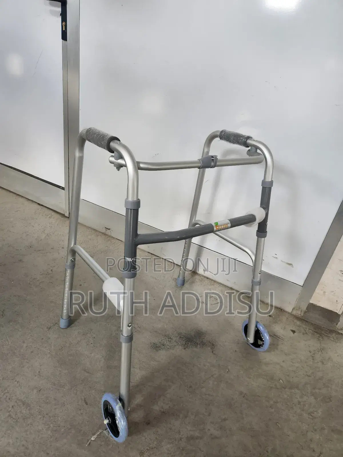 Framed Walker朱紅heavy Duty Brand New Walker腔內walker Foldable朱槿walker