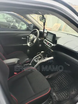 Toyota Raize 2022 Silver