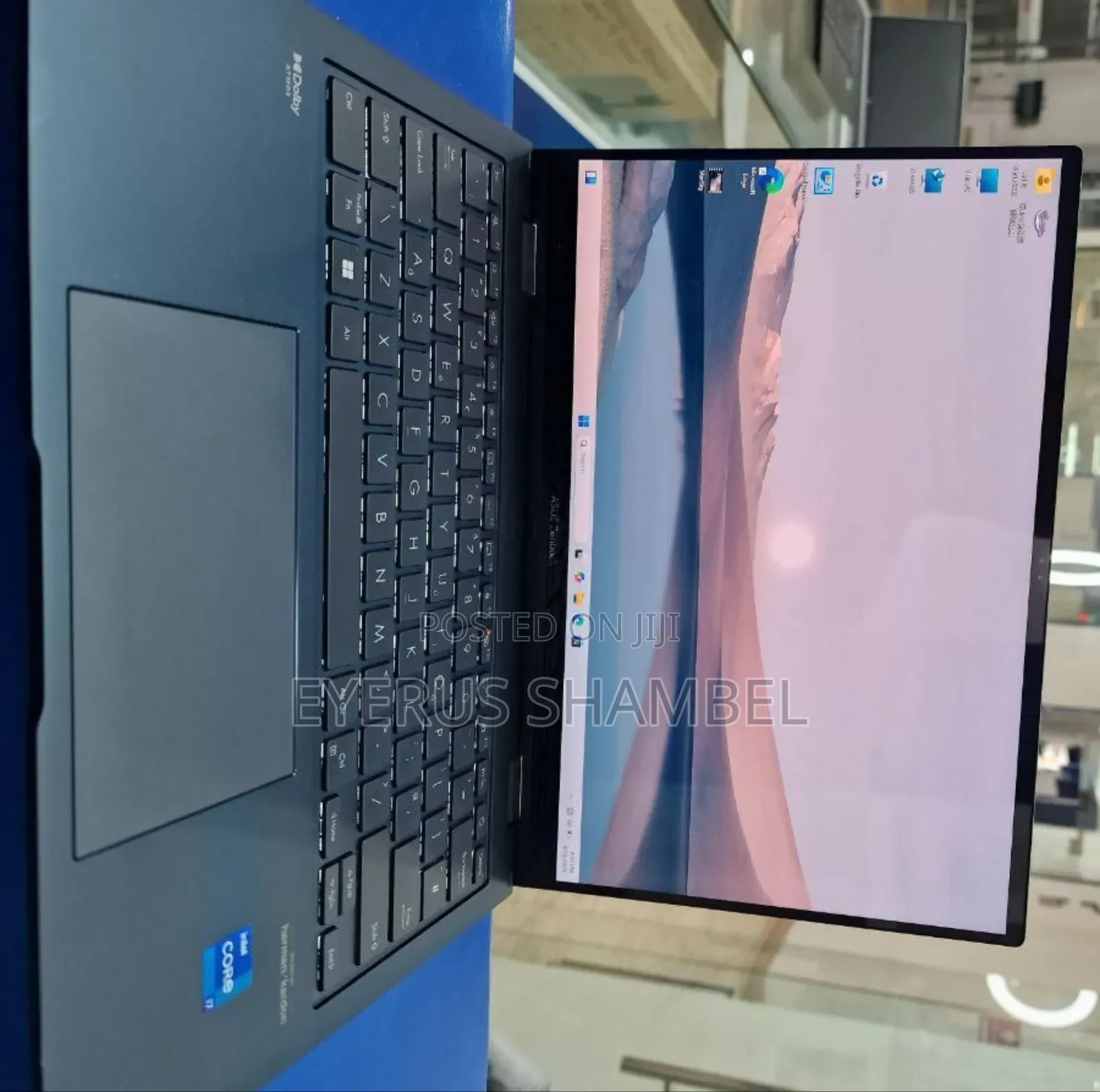 New Laptop Asus ZenBook Flip UX360CA 16GB Intel Core I7 SSD 512GB