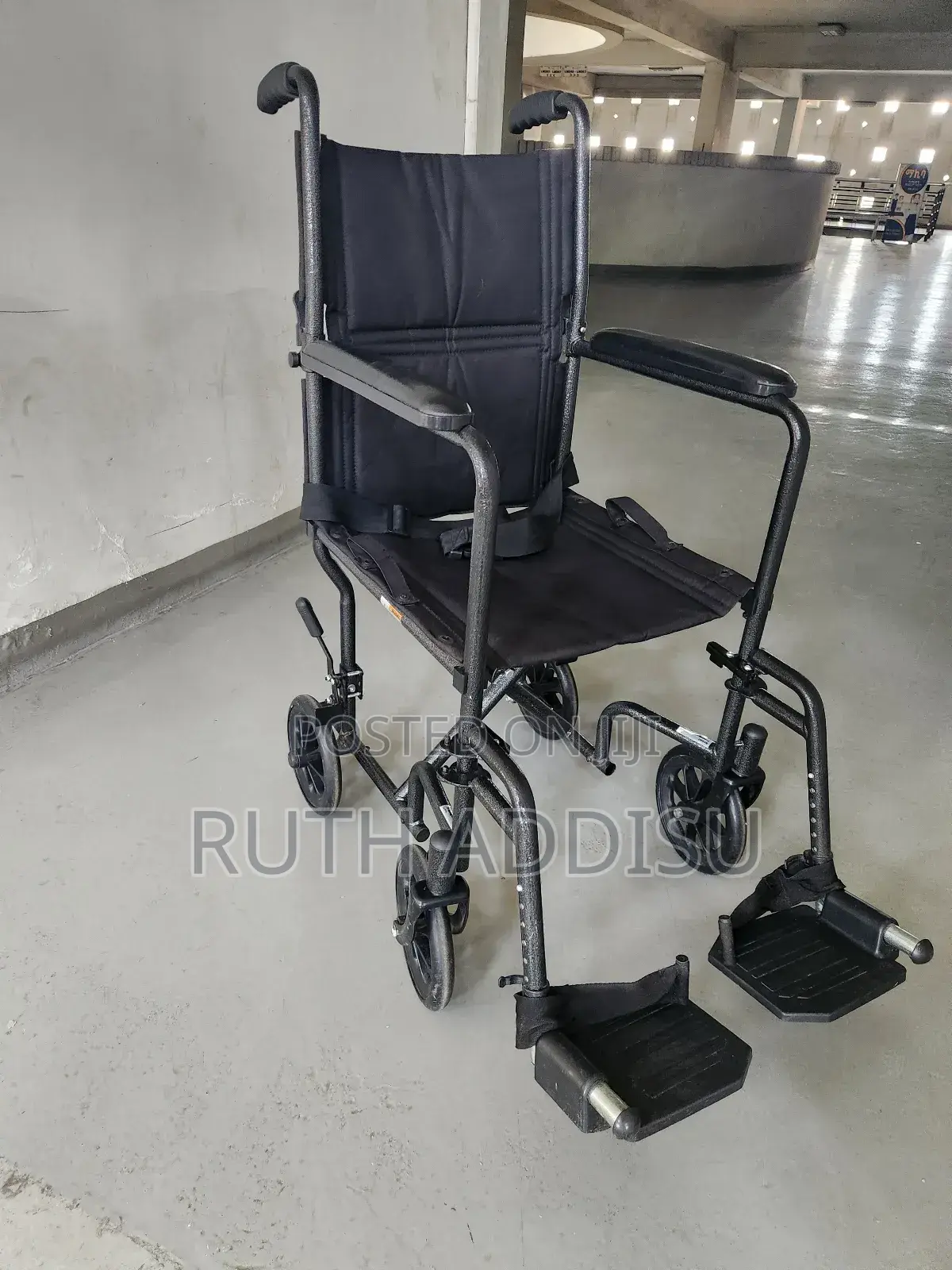 Collapsible አልሙኒየም ባለ 4 እግር ዊልቸር Wheelchair朱明wheelchair𡧛了wheelchair