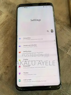 Photo - Samsung Galaxy S9 Plus 64 GB Black