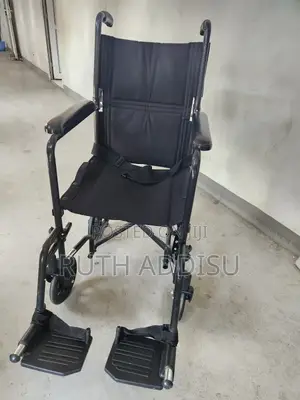 Foldable Four Wheel Drive Wheelchair奢侈wheelchair甫一wheelchair Medical