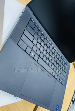 Photo - New Laptop Dell Precision 5540 32GB Intel Core I9 SSD 1T