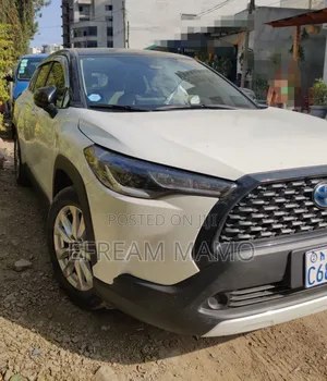 Toyota Corolla Cross 2023 White