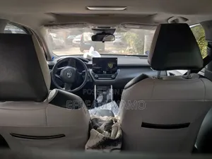 Toyota Corolla Cross 2023 White