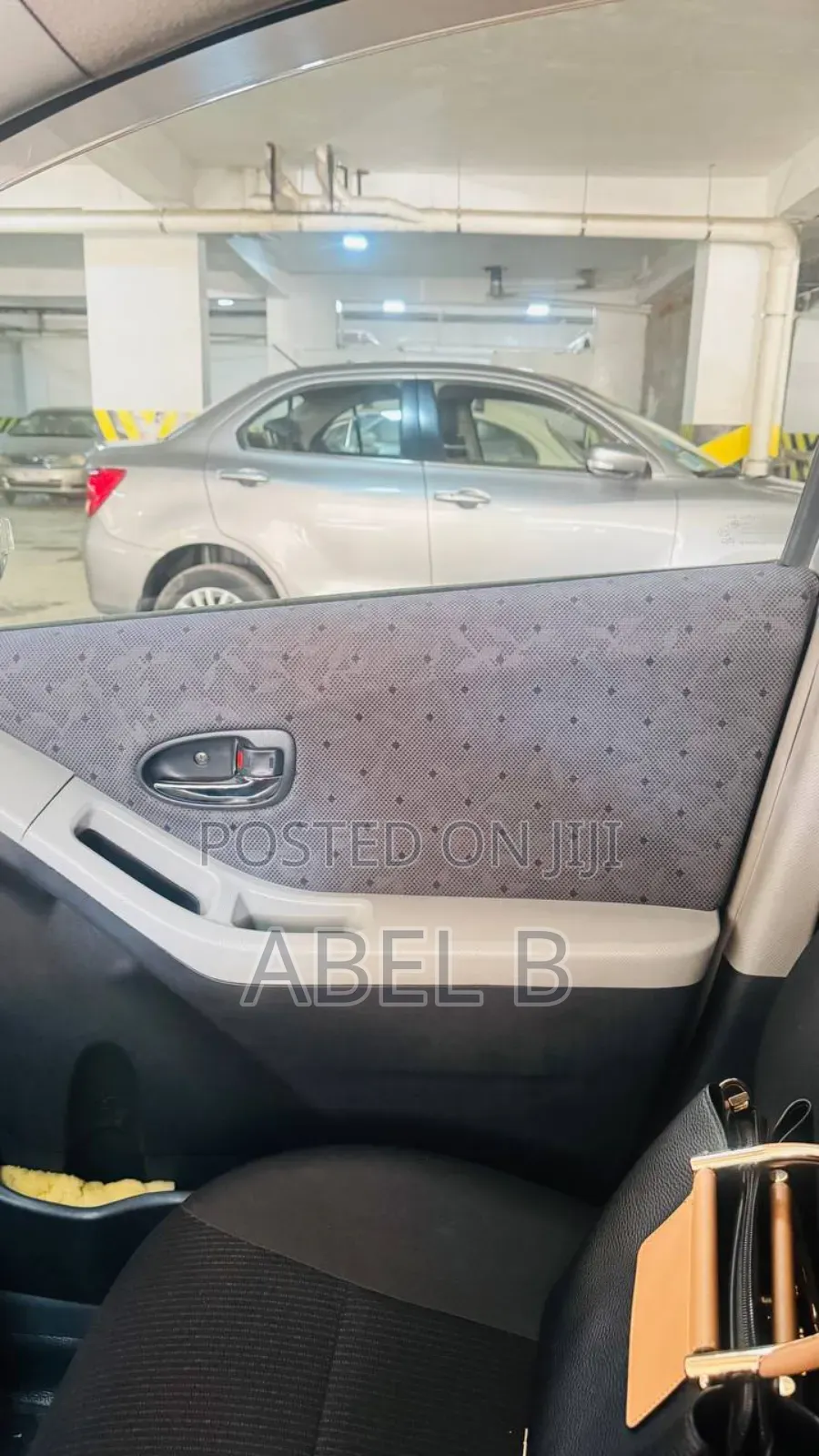 Toyota Yaris 2010 Gray