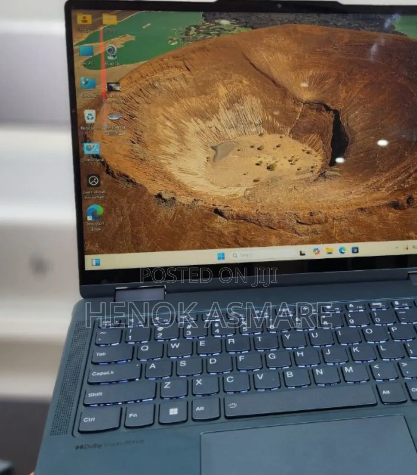 New Laptop Lenovo Yoga 7i 16GB Intel Core Ultra 7 SSD 1T