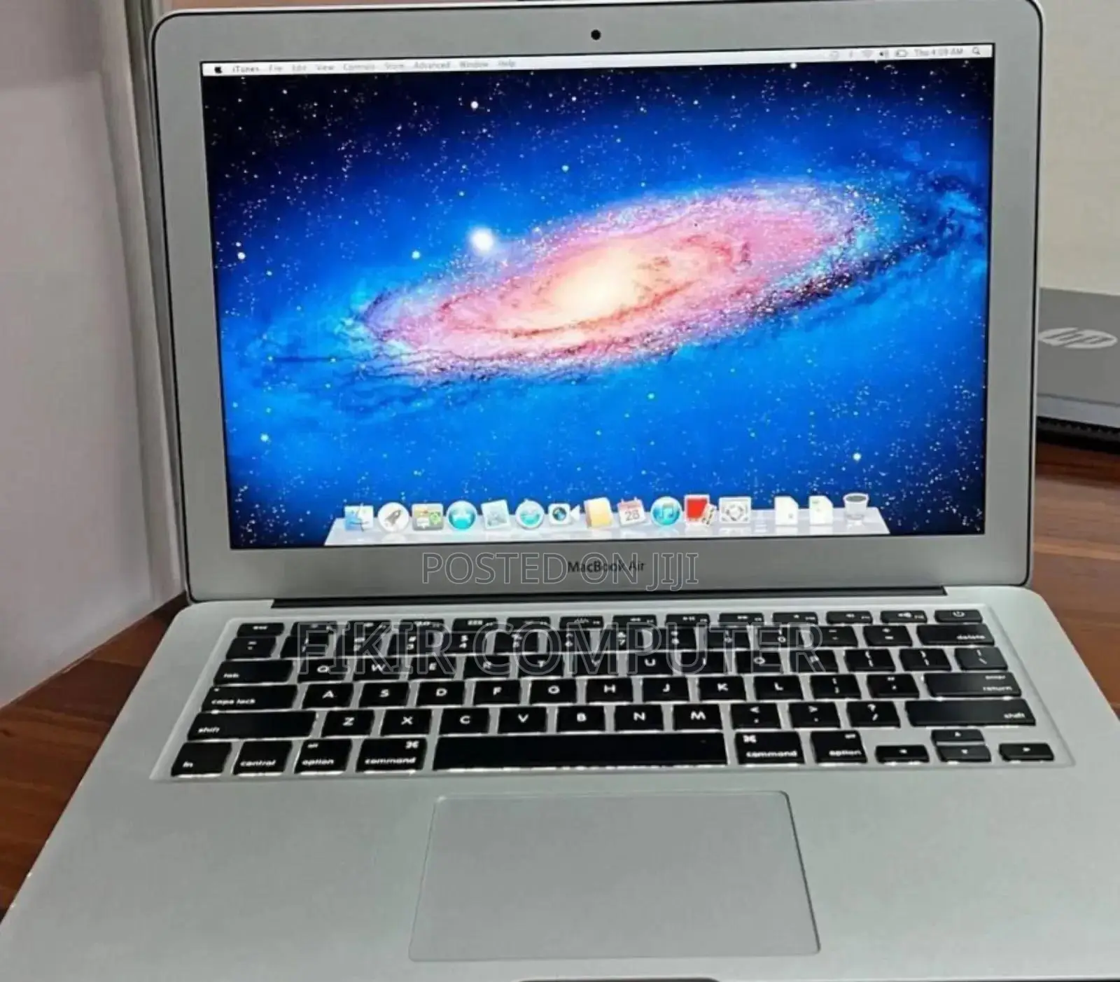 New Laptop Apple MacBook Air 2015 8GB Intel Core I5 SSD 256GB