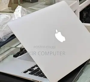 New Laptop Apple MacBook Air 2017 8GB Intel Core I5 SSD 256GB