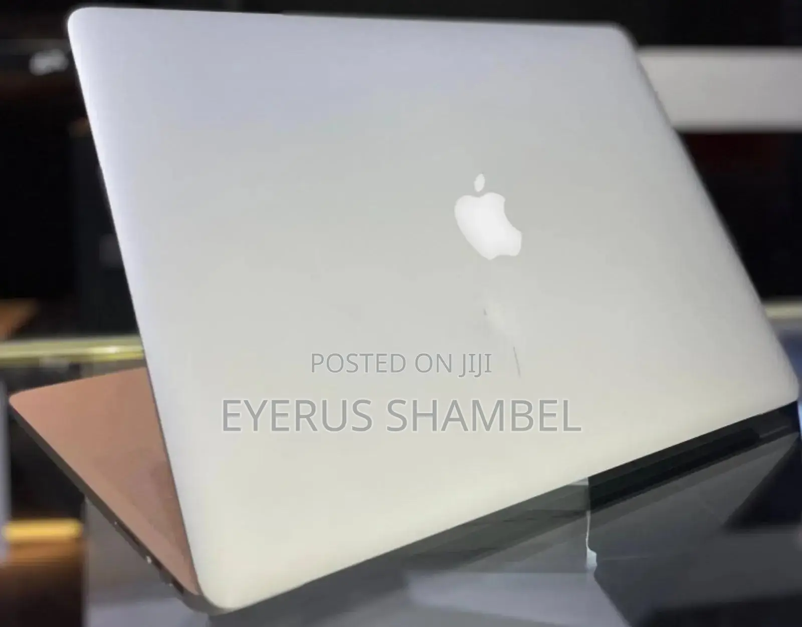 New Laptop Apple MacBook Pro 16GB Intel Core I7 SSD 256GB