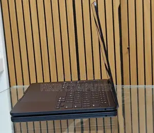 New Laptop Apple MacBook Air 2025 M4 13-Inch 16GB Apple M4 SSD 256GB