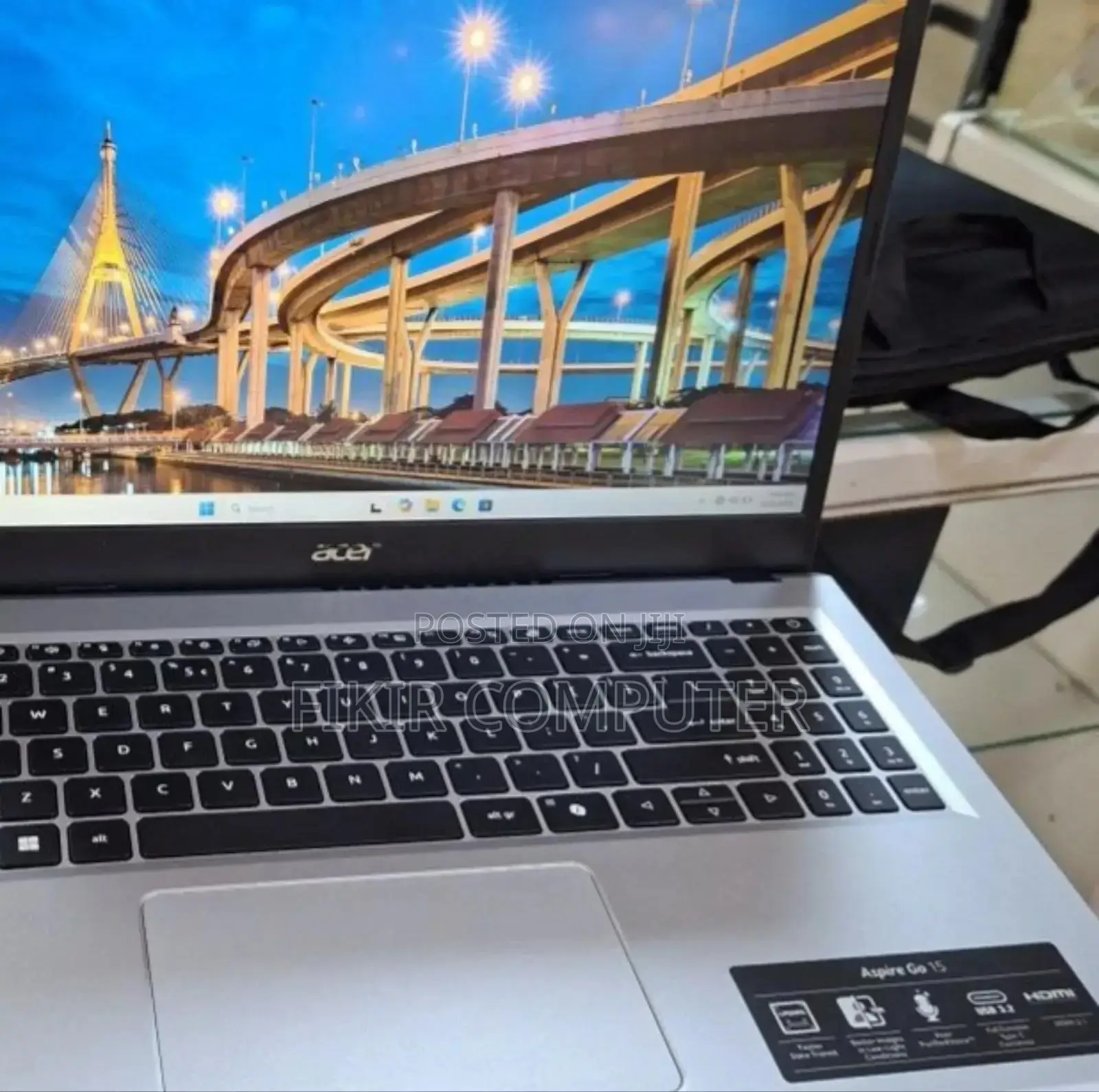 New Laptop Acer Aspire 1500 8GB Intel Core I3 SSD 128GB