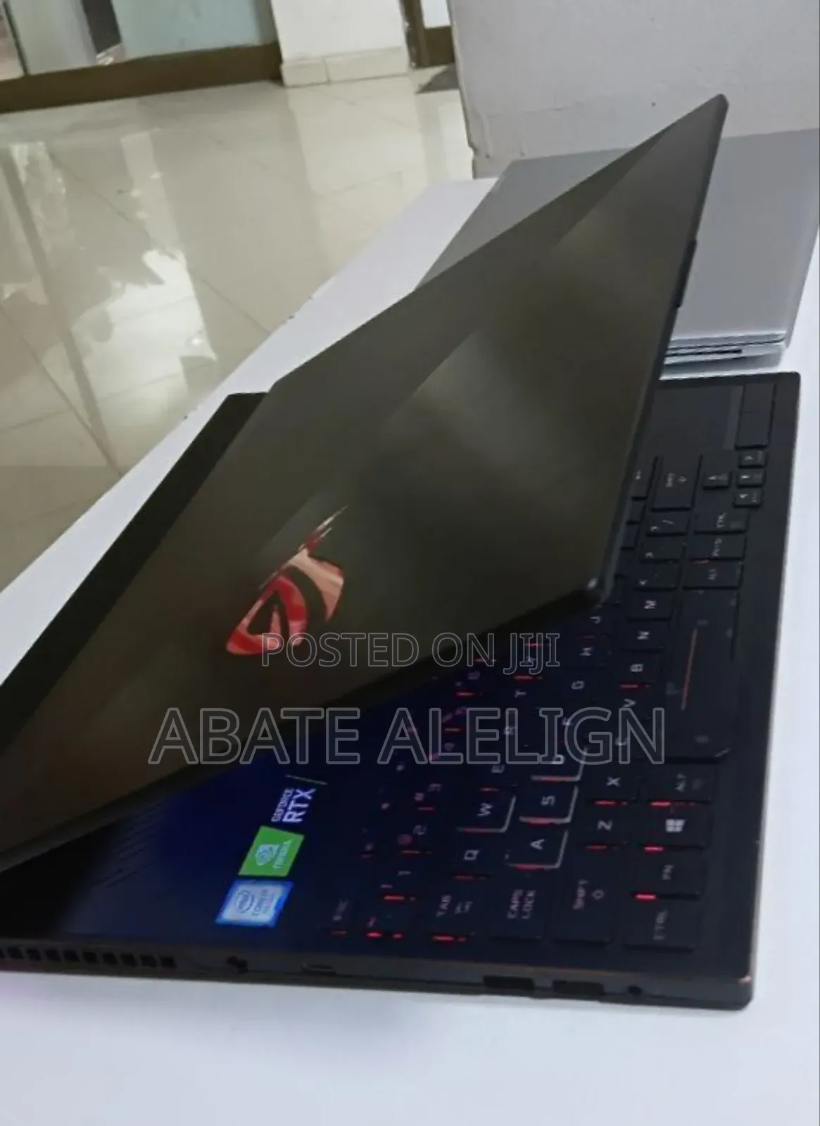 New Laptop Asus ROG Zephyrus (GX501) 24GB Intel Core I9 SSD 2T