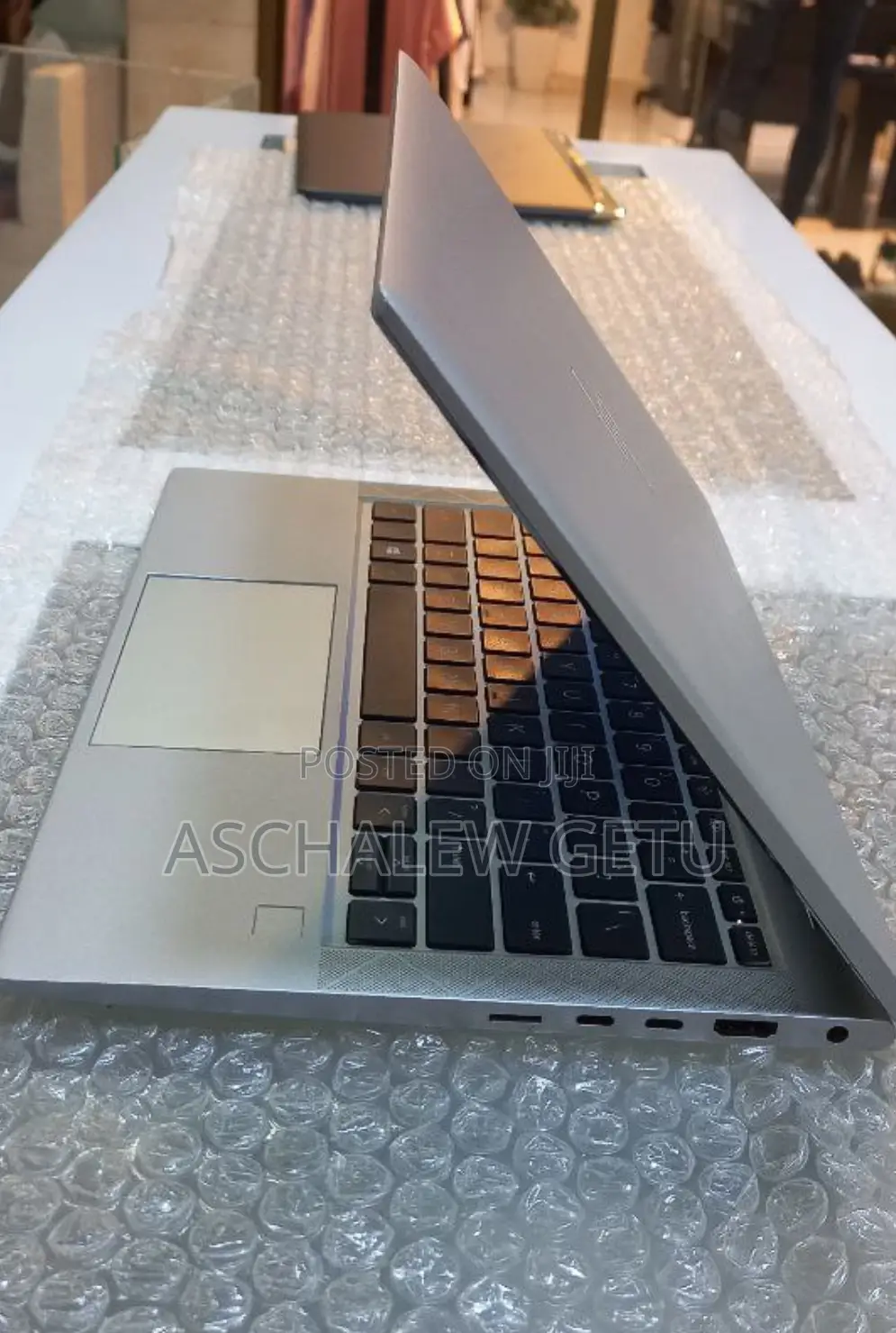 New Laptop HP EliteBook 830 G7 8GB Intel Core I5 SSD 512GB