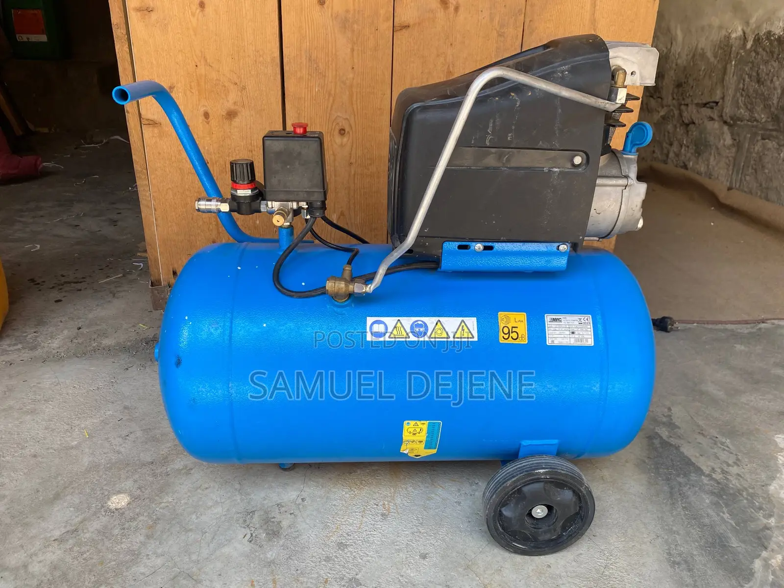 Air Compressor