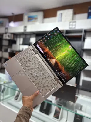 New Laptop Lenovo Yoga C740 8GB Intel Core I5 SSD 512GB