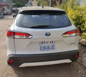Toyota Corolla Cross 2023 White