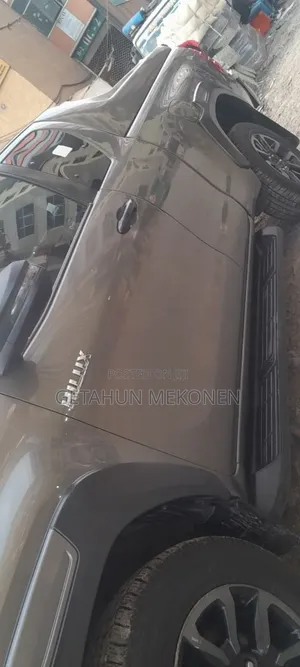 Toyota Hilux 2021 Gray