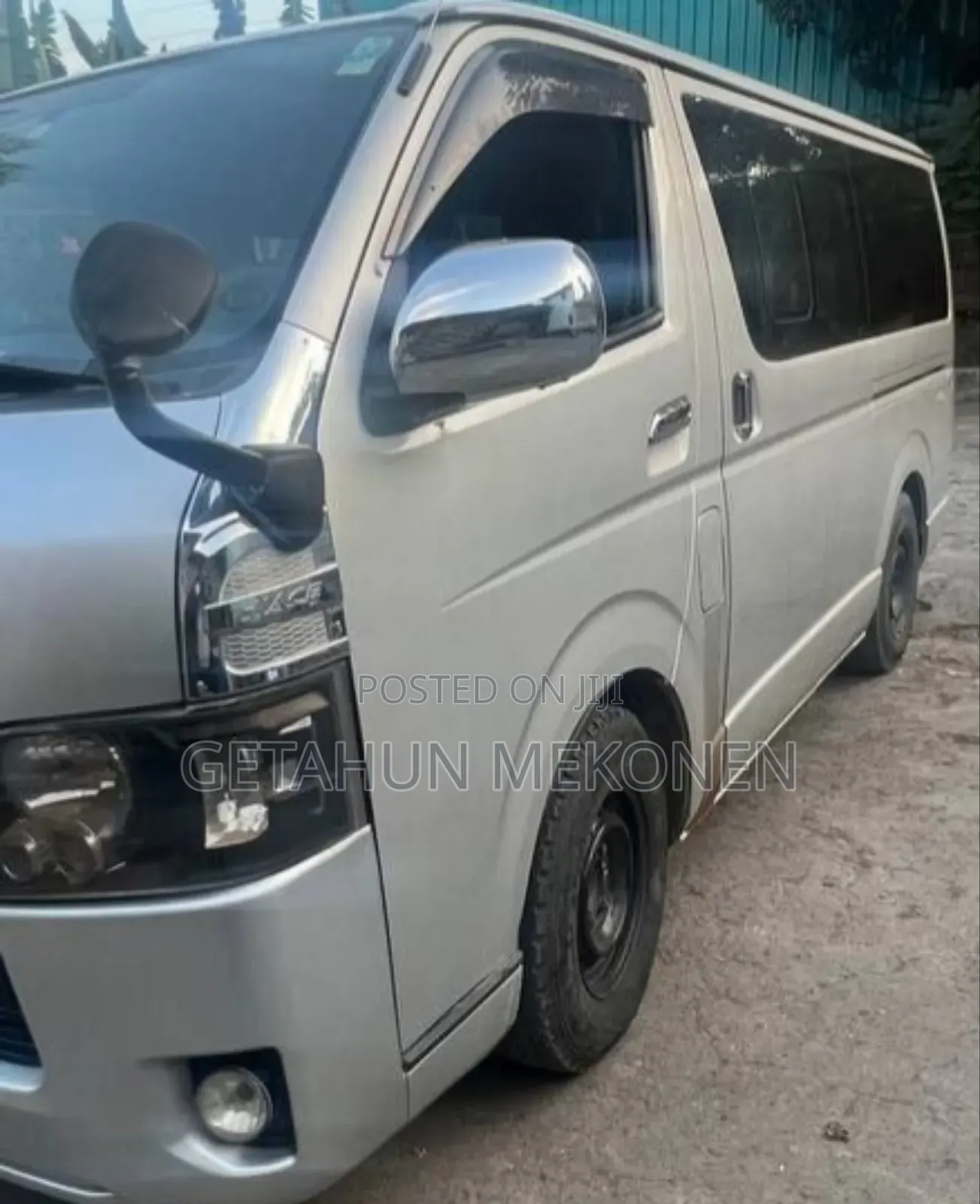 Toyota HiAce 220 2007 Silver