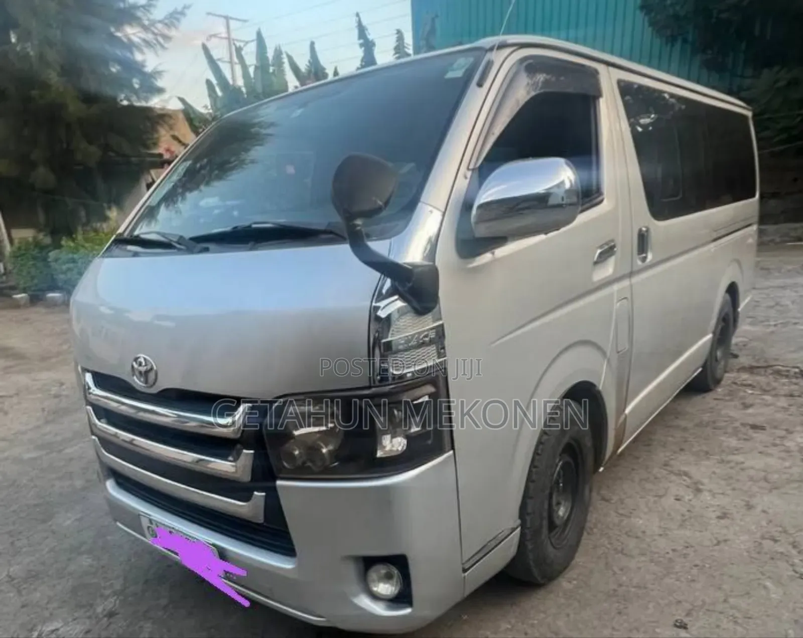 Toyota HiAce 220 2007 Silver
