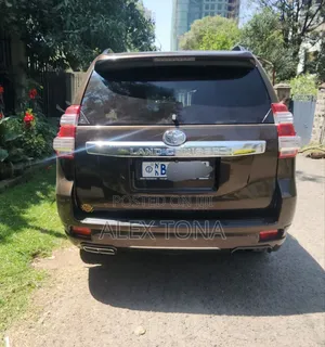 Toyota Land Cruiser Prado 2017 Gray