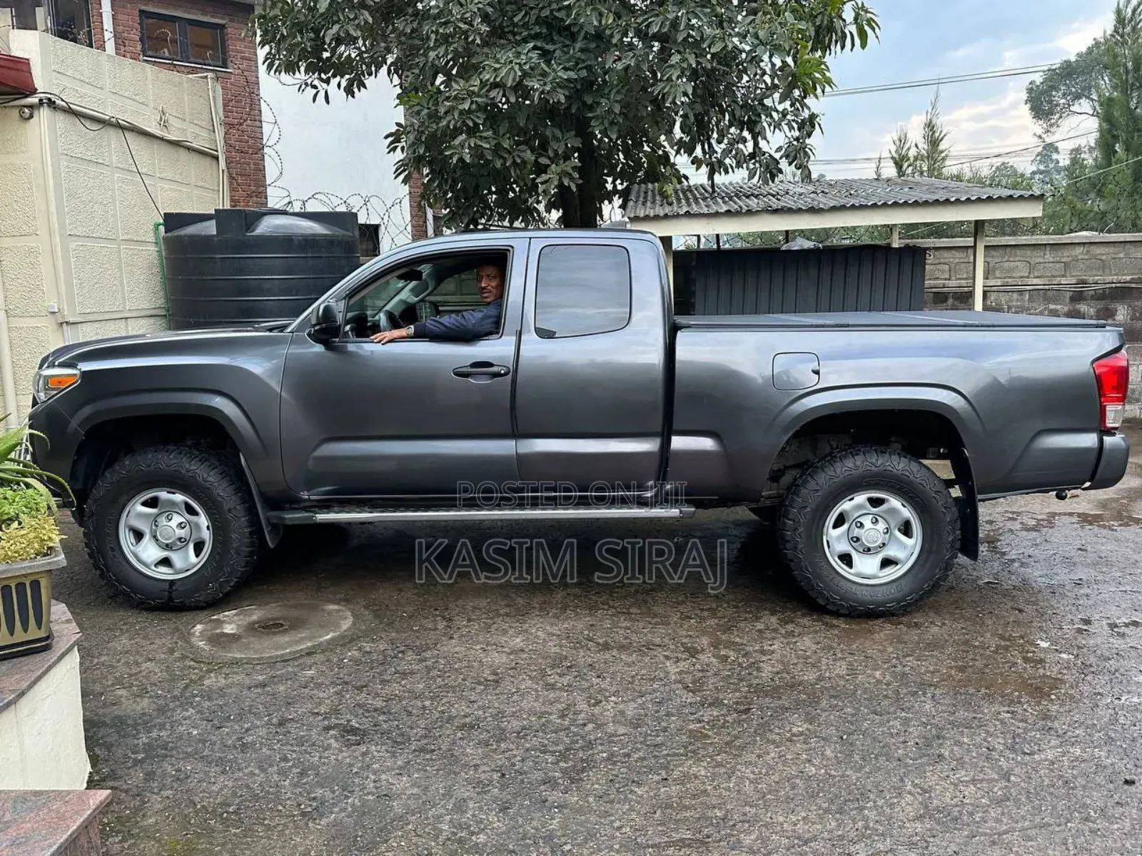 Toyota Tacoma SR 4x2 Access Cab 127.4 in. WB 2020 Gray