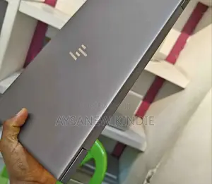 New Laptop HP ZBook 15 G5 8GB Intel Core I5 SSD 256GB