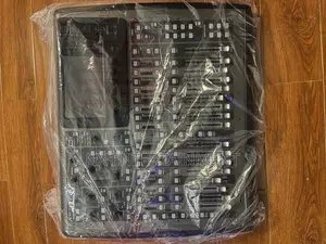 Digital Mixer Beringer X32 Compact