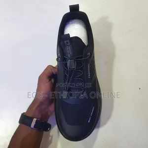 High Quality Full Black Sneaker [On Hand]