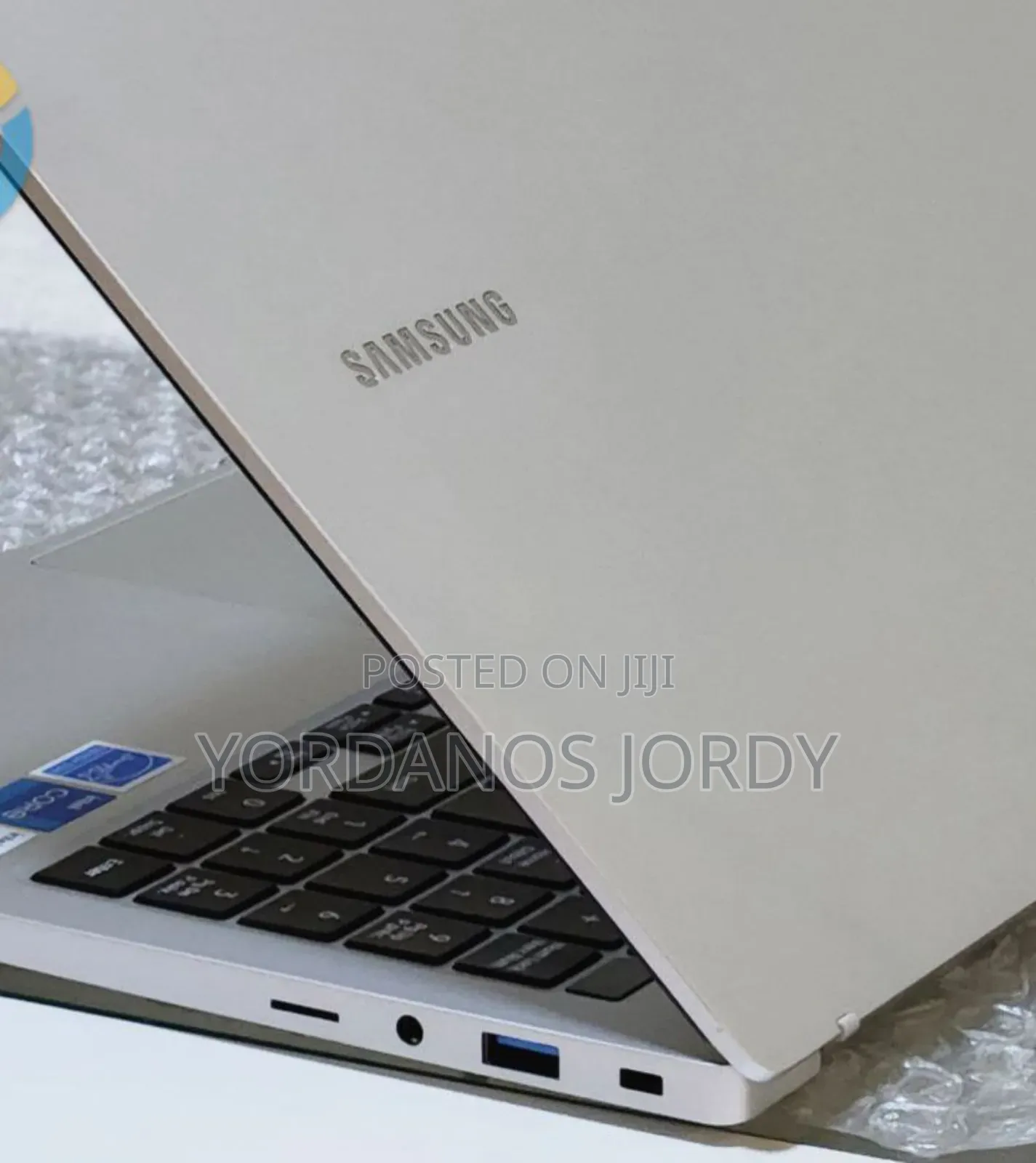 New Laptop Samsung 8GB Intel Core I5 SSD 256GB