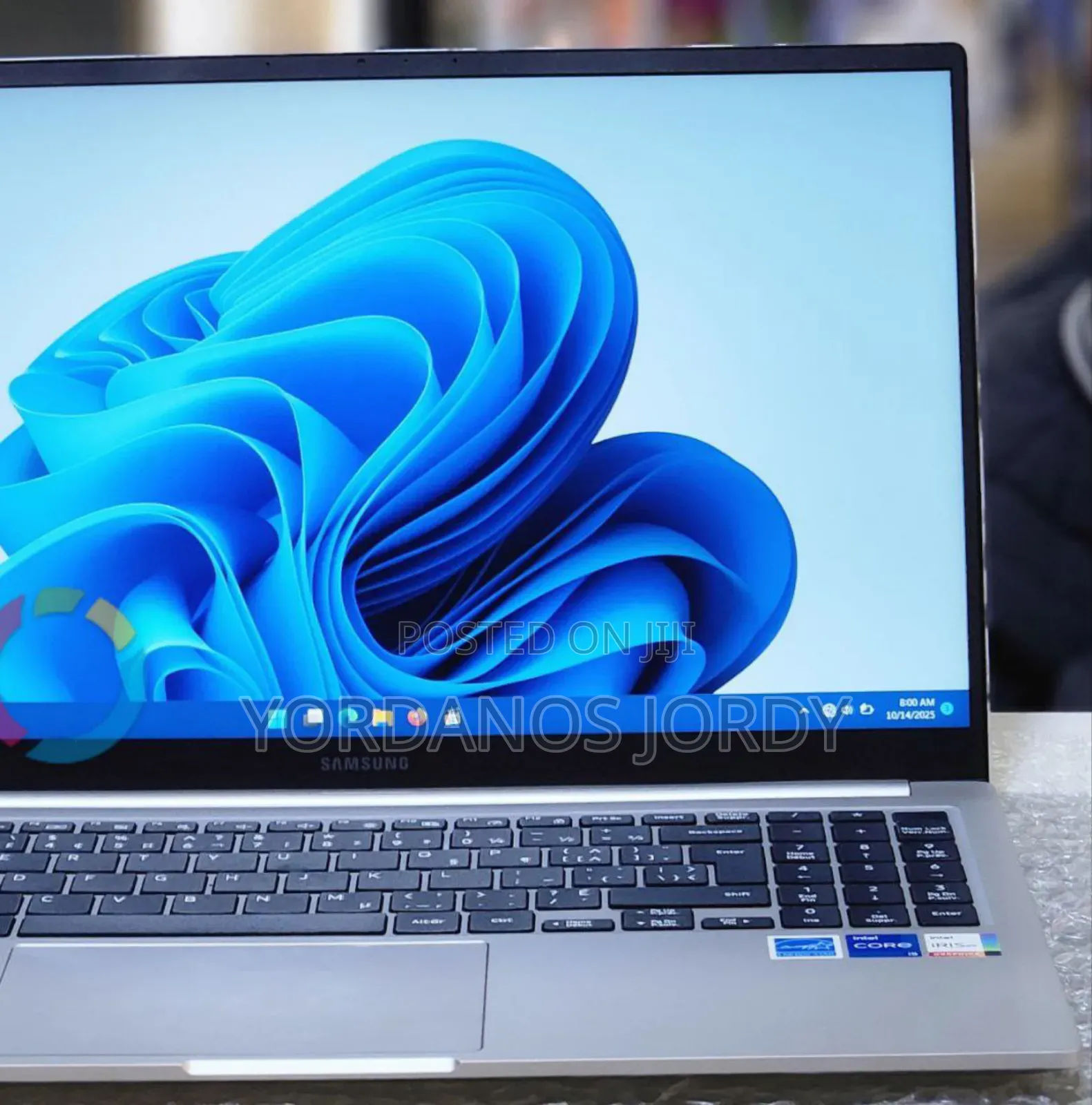 New Laptop Samsung 8GB Intel Core I5 SSD 256GB