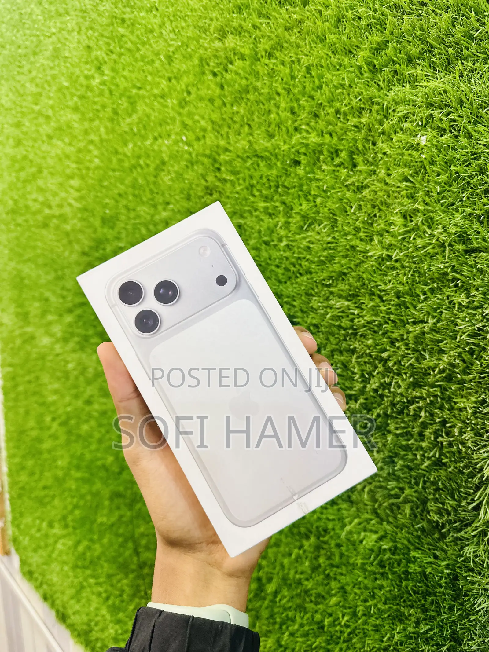 New Apple iPhone 17 Pro Max 256 GB Silver