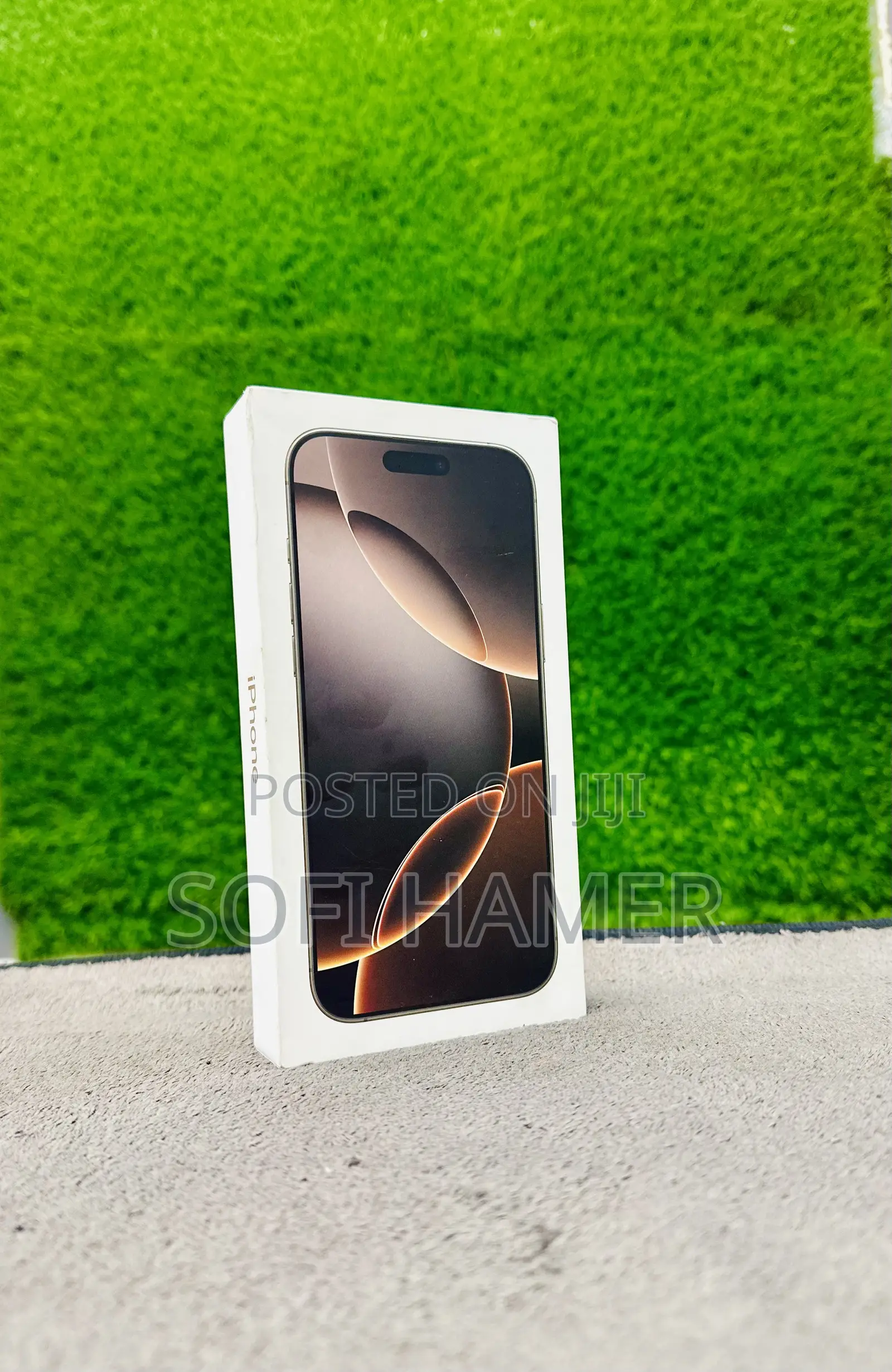 New Apple iPhone 16 Pro Max 256 GB Gold