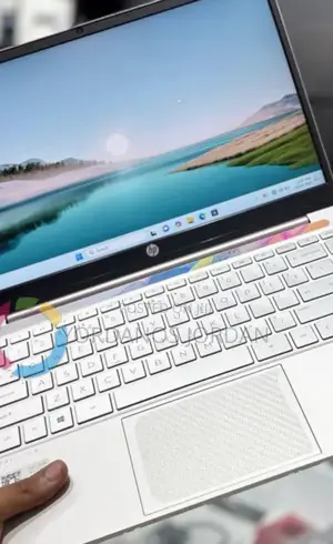 New Laptop HP Pavilion 14 16GB Intel Core I7 SSD 512GB