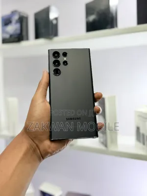 Photo - Samsung Galaxy S22 Ultra 128 GB Black