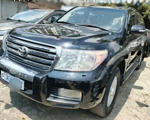Toyota Land Cruiser 2013 Black